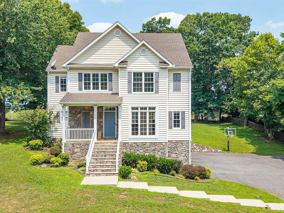 1st image of 1159 High Grove Ln