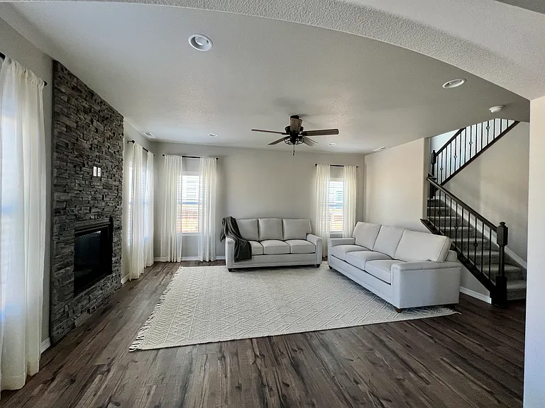 7962 Berwyn Loop — Photo 4