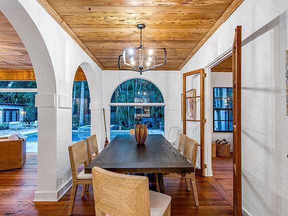 5th image of 755 Alamanda Street