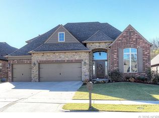 2905 W Gary St, Broken Arrow, OK 74012