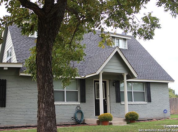 2nd image of 4815 Ayrshire Dr
