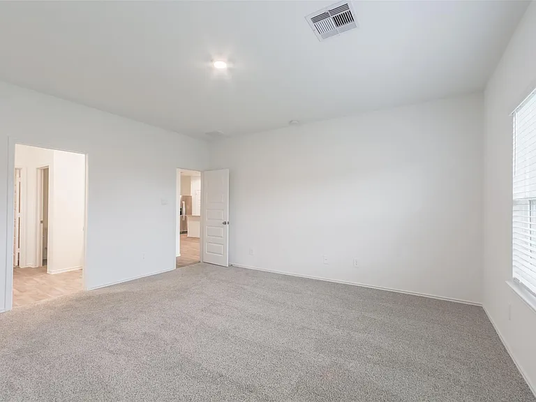 2209 Laurel Bloom Ln — Photo 11