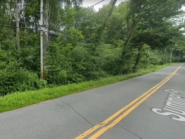 177 Summer St, Middleboro, MA 02346