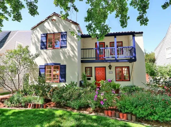 2673 10th Ave, Sacramento, CA 95818