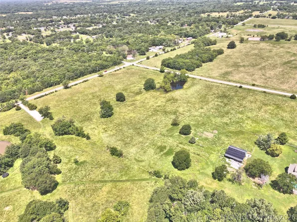 16162 Hectorville Rd, Mounds, OK 74047