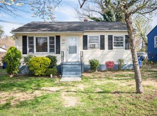 1447 Bretton St, Winston Salem, NC 27107