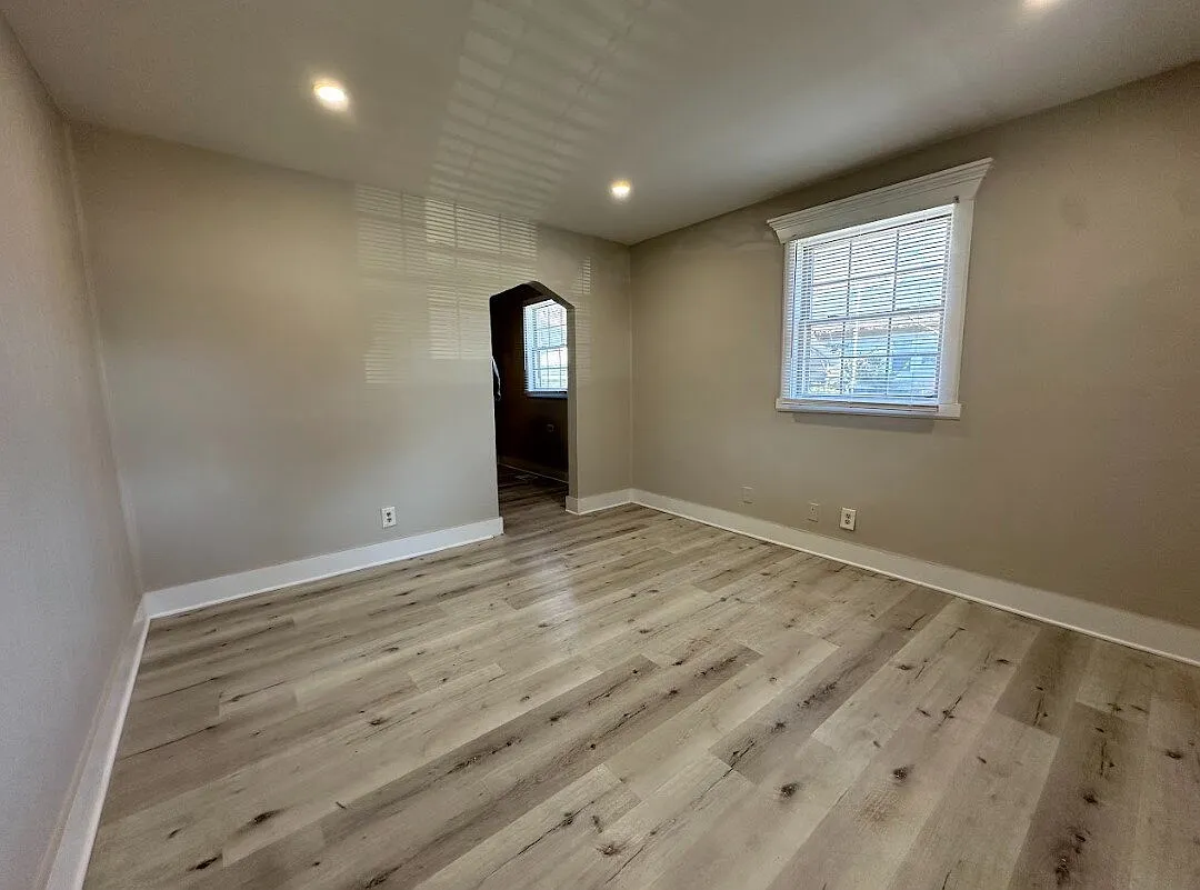 1 bed, 1.0 bath, $975 — Photo 3