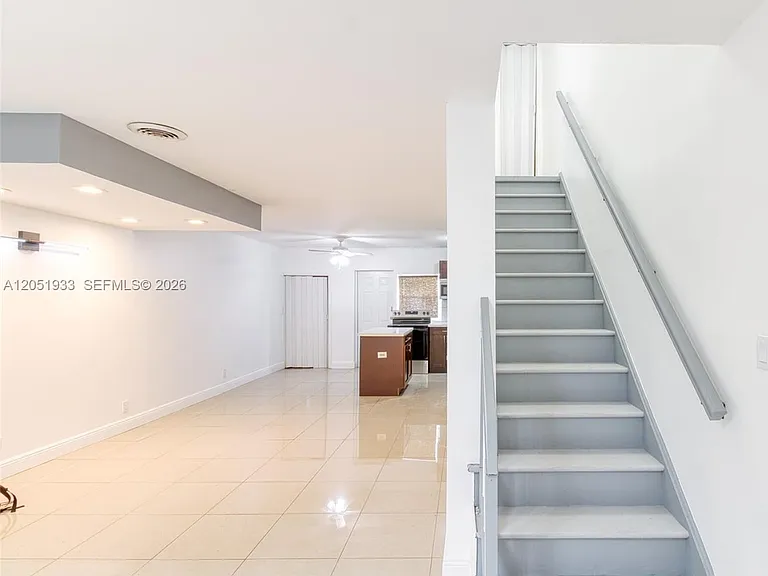 5215 SW 40th Ave #48 — Photo 9