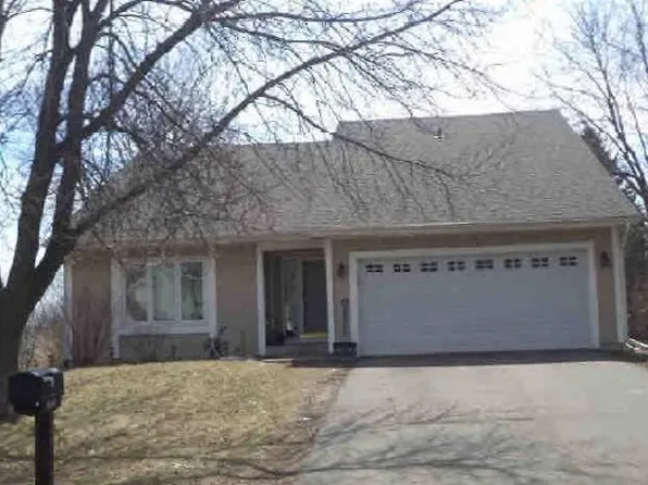 14605 Hillshire Ln, Burnsville, MN 55306