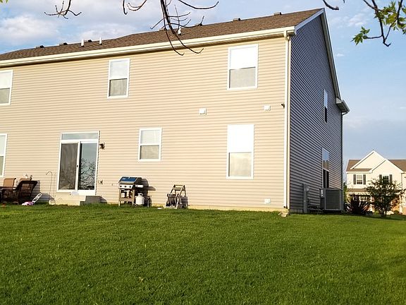 4th image of 1005 Trillium Ln