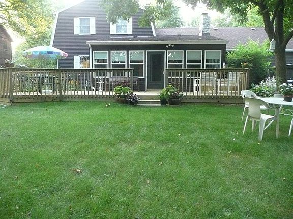 3rd image of 1127 Hyannis Dr