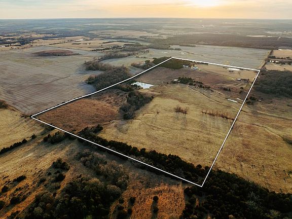 4th image of 15783 Clay Rd