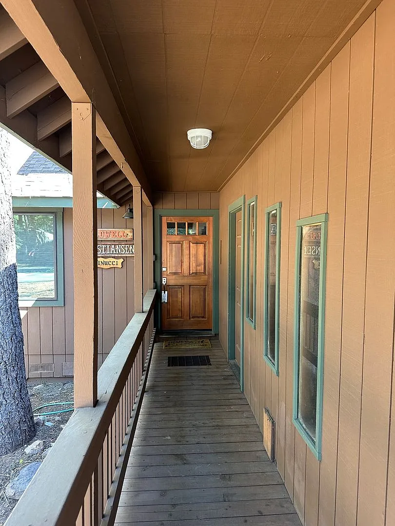 Welcoming 3 Bed Ski Lease in Tahoe Donner — Photo 2