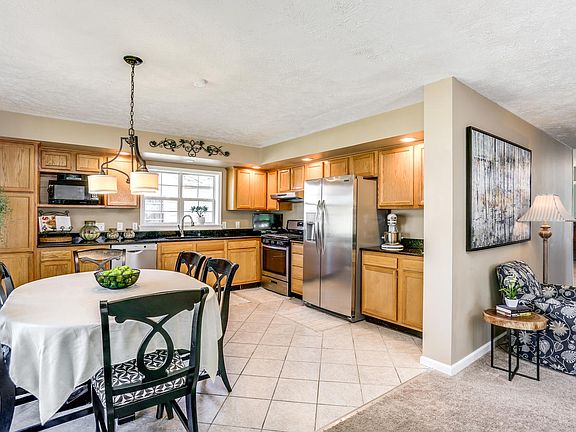 4th image of 30832 Palmer Blvd