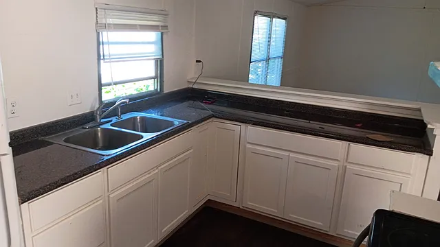 200 Lakeshore Dr — Photo 11