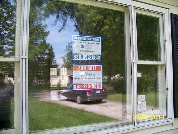 2nd image of 711 Circle Dr