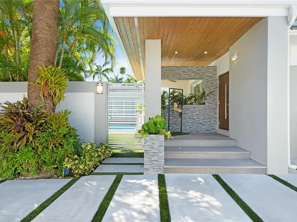 1616 S Bayshore Dr, Miami, FL 33133