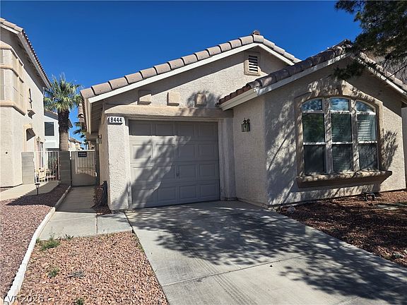 3rd image of 8444 Antique Cameo Ave