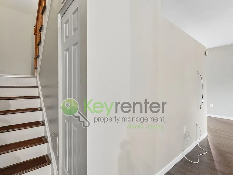 202 Saint Michaels Walk — Photo 11