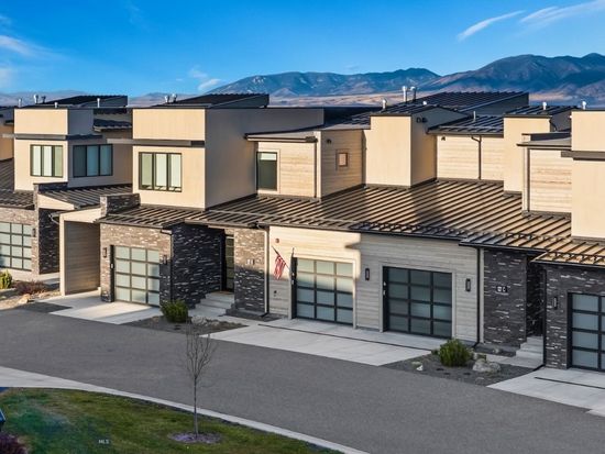 127 Duckhorn Ln Unit B, Bozeman, MT 59718