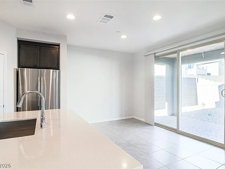 9220 Far Side Ave — Photo 29