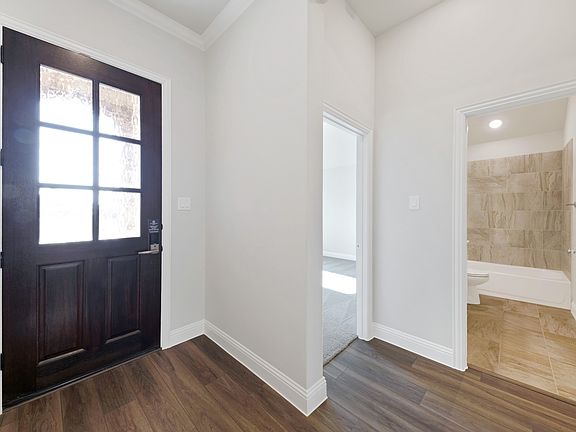 4th image of 3312 Fort Ln