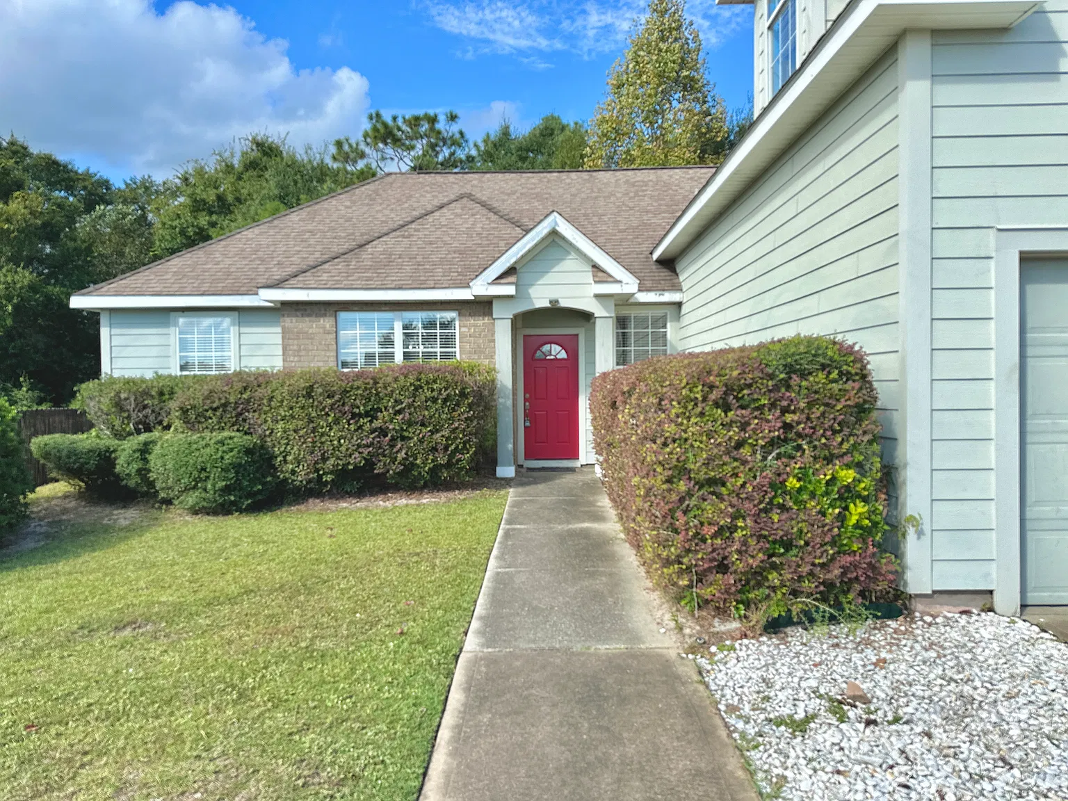 3 bed, 1795 sqft, $2,100 — Photo 2