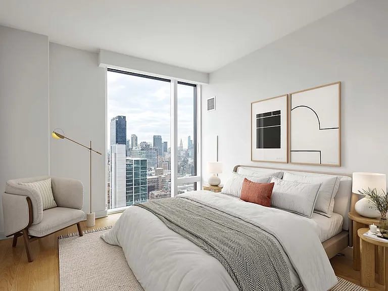 455 10th Ave #32C — Photo 1