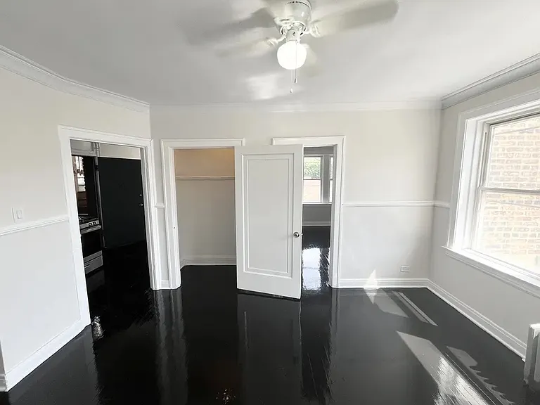 4124-32 W 24th Pl Apartments — Photo 17