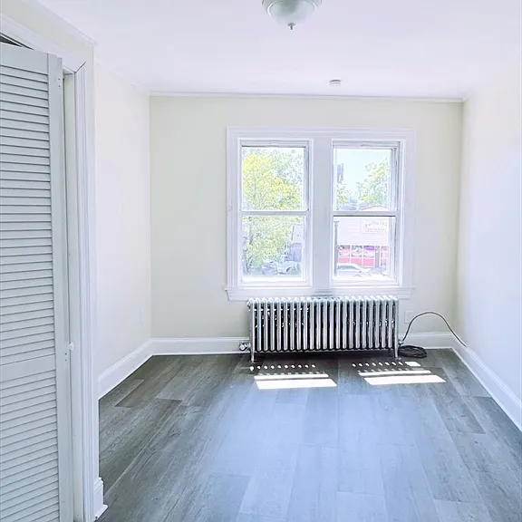 378 Chelsea St #2 — Photo 5