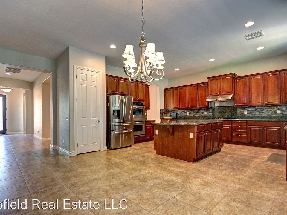 1st image of 8675 Killians Greens Dr #C3
