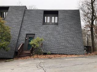 341 Hickory Blf UNIT 341, Johnson City, TN 37601
