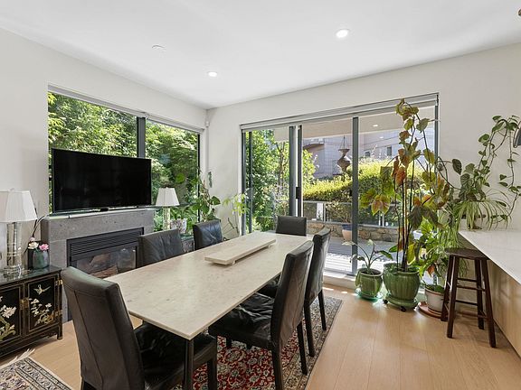 3rd image of 2242 Marine Dr #101