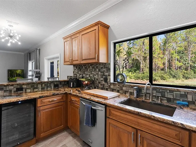 13228 Royal George Ave — Photo 38