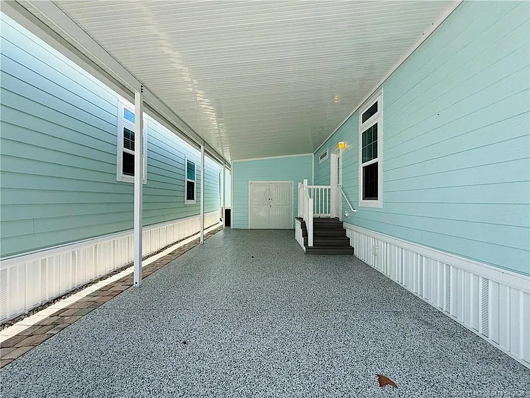35 NE Nautical Dr — Photo 46