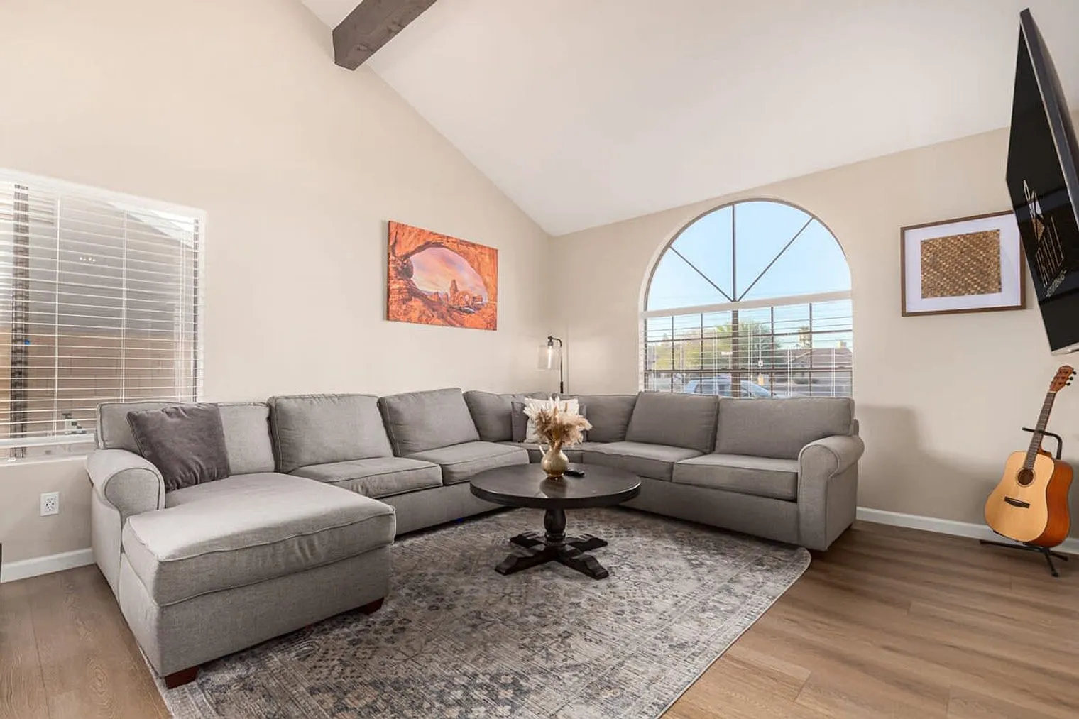 4 bed, 3.0 bath, 2917 sqft, $7,853 — Photo 1