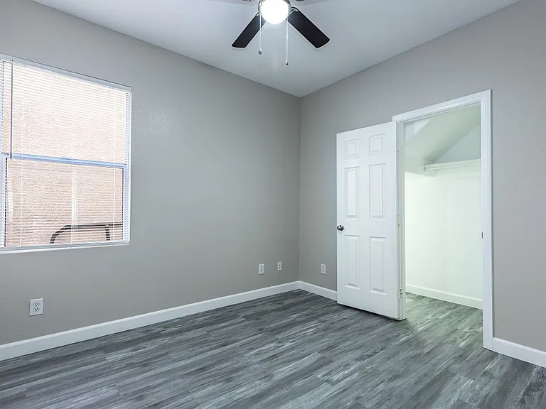 7019 Azure Beach St — Photo 19