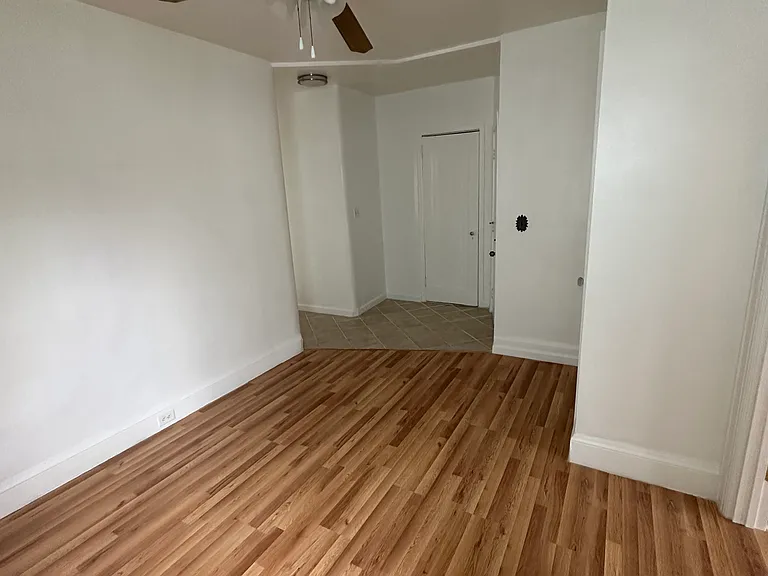 325 Hawthorne Ave #1 — Photo 6