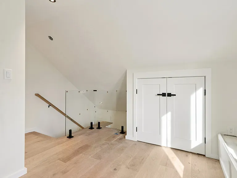 455-457 Summer St #A455 — Photo 5