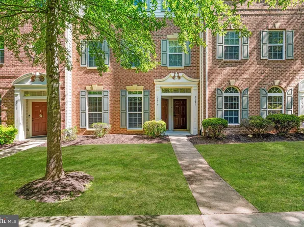 2619 Eastbourne Dr, Woodbridge, VA 22191