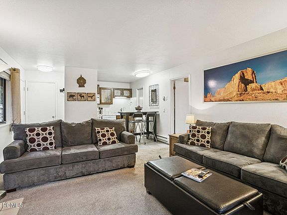 5th image of 2025 Canyons Resort Dr APT J4