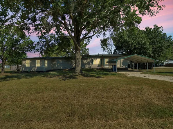 1941 Lariat Ln, Burleson, TX 76028