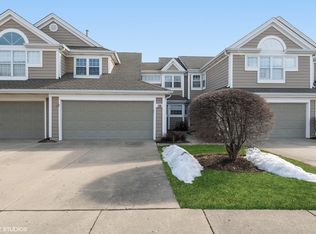 286 Woodstone Cir, Buffalo Grove, IL
