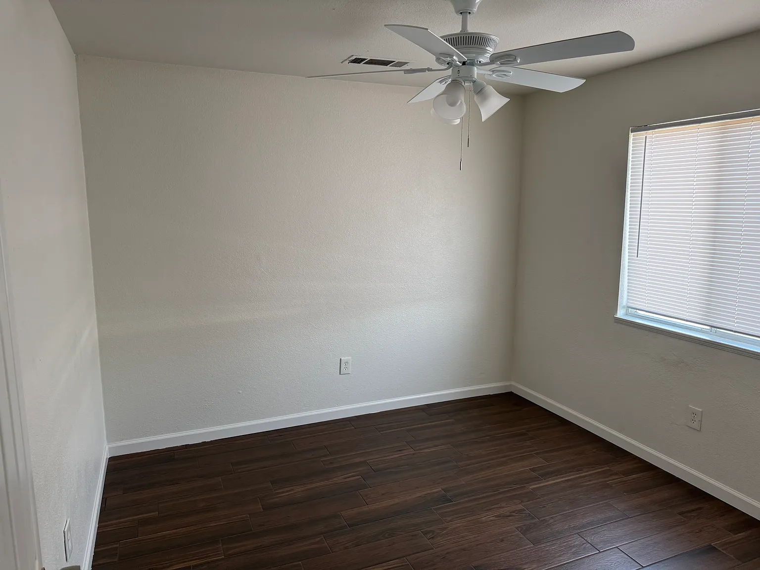 2 bed, 850 sqft, $1,100 — Photo 4