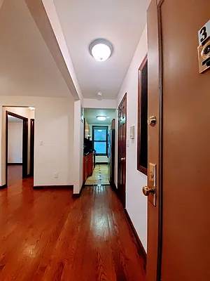 Rented by Compass | media 10