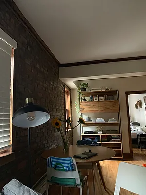 Rented by Compass | media 27