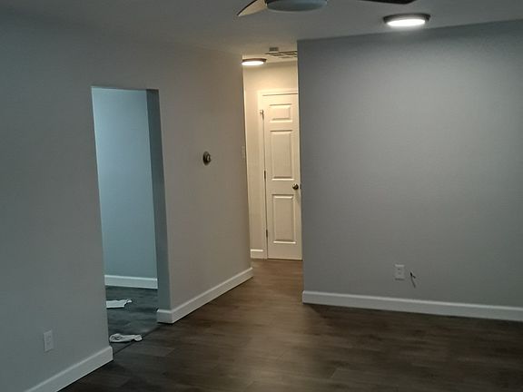 3rd image of 4430 Crilly Dr