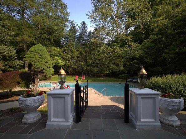 200 Hillside Ave, Cresskill, NJ 07626