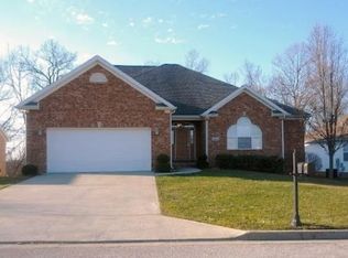 109 Carriage Ln, Georgetown, KY 40324