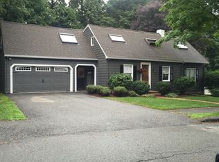 3 Priscilla Rd, Lynnfield, MA 01940